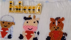 Tip to embroider patterns on smocked fabric