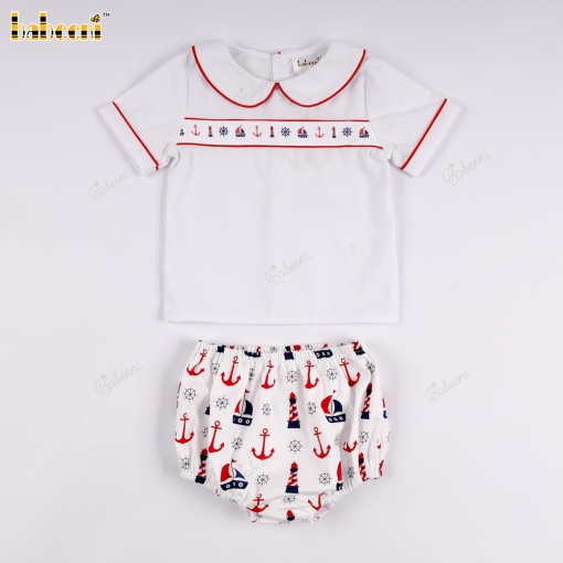 Set includes a crew neck t-shirt and sweatpants with a boat anchor print.- BB3576