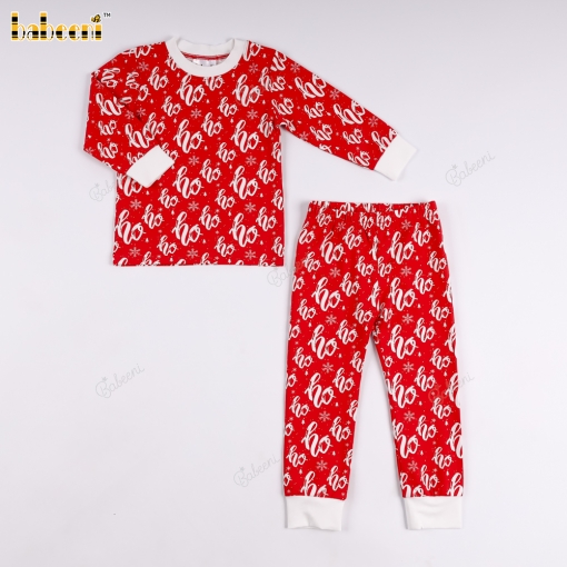 A red outfit with Christmas-themed pants and a hohoho print.– BB3577
