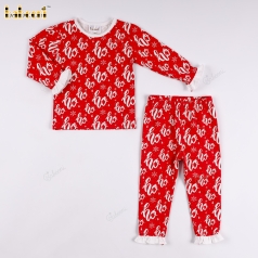 christmas-set-with-ho-ho-ho-pattern-and-ruffle-bb3580